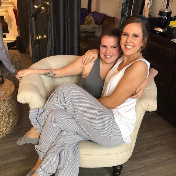 Meet your Posher, Jade - Picture 1 of 1